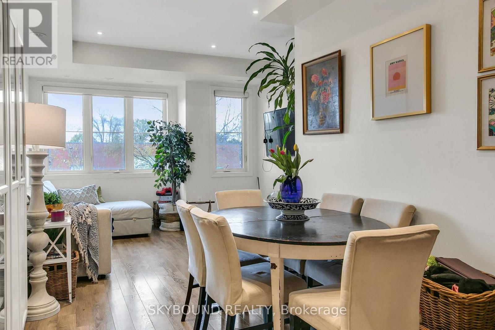 380 Hopewell Avenue, Toronto, Ontario  M6E 2S2 - Photo 6 - W13825446