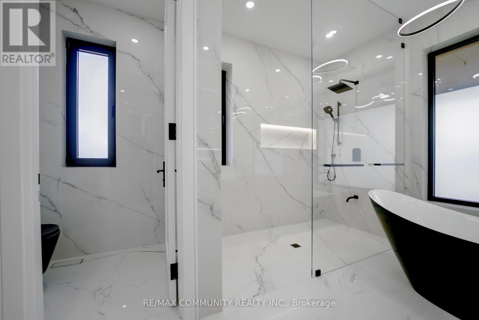 1349 Melton Drive, Mississauga, Ontario L4Y 1L6 - Photo 24 - W13825470