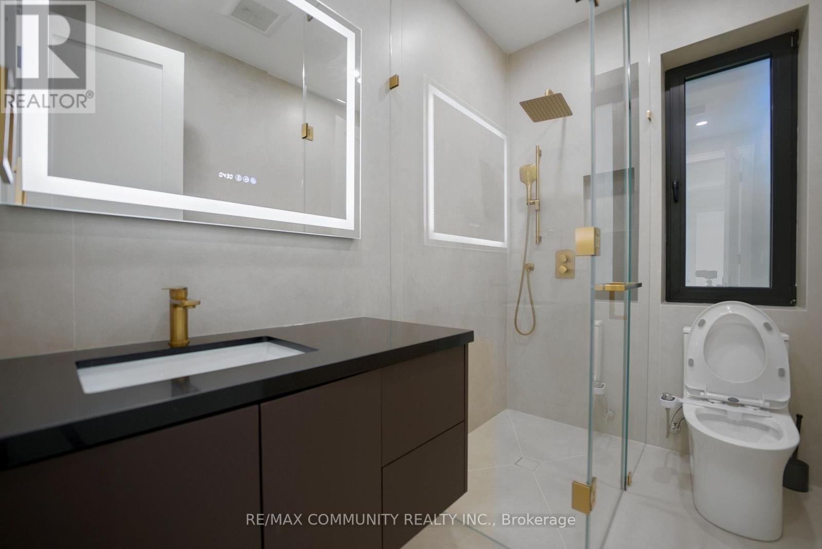 1349 Melton Drive, Mississauga, Ontario L4Y 1L6 - Photo 31 - W13825470