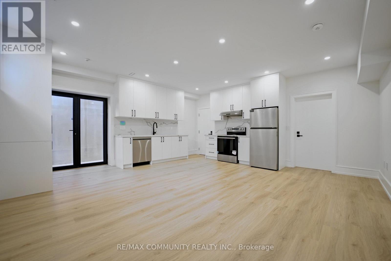 1349 Melton Drive, Mississauga, Ontario L4Y 1L6 - Photo 36 - W13825470