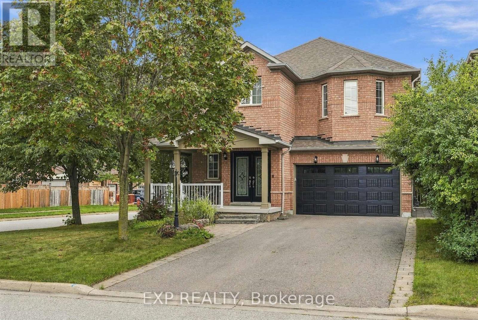 1046 Agram Drive, Oakville, Ontario  L6H 7L6 - Photo 3 - W13825488