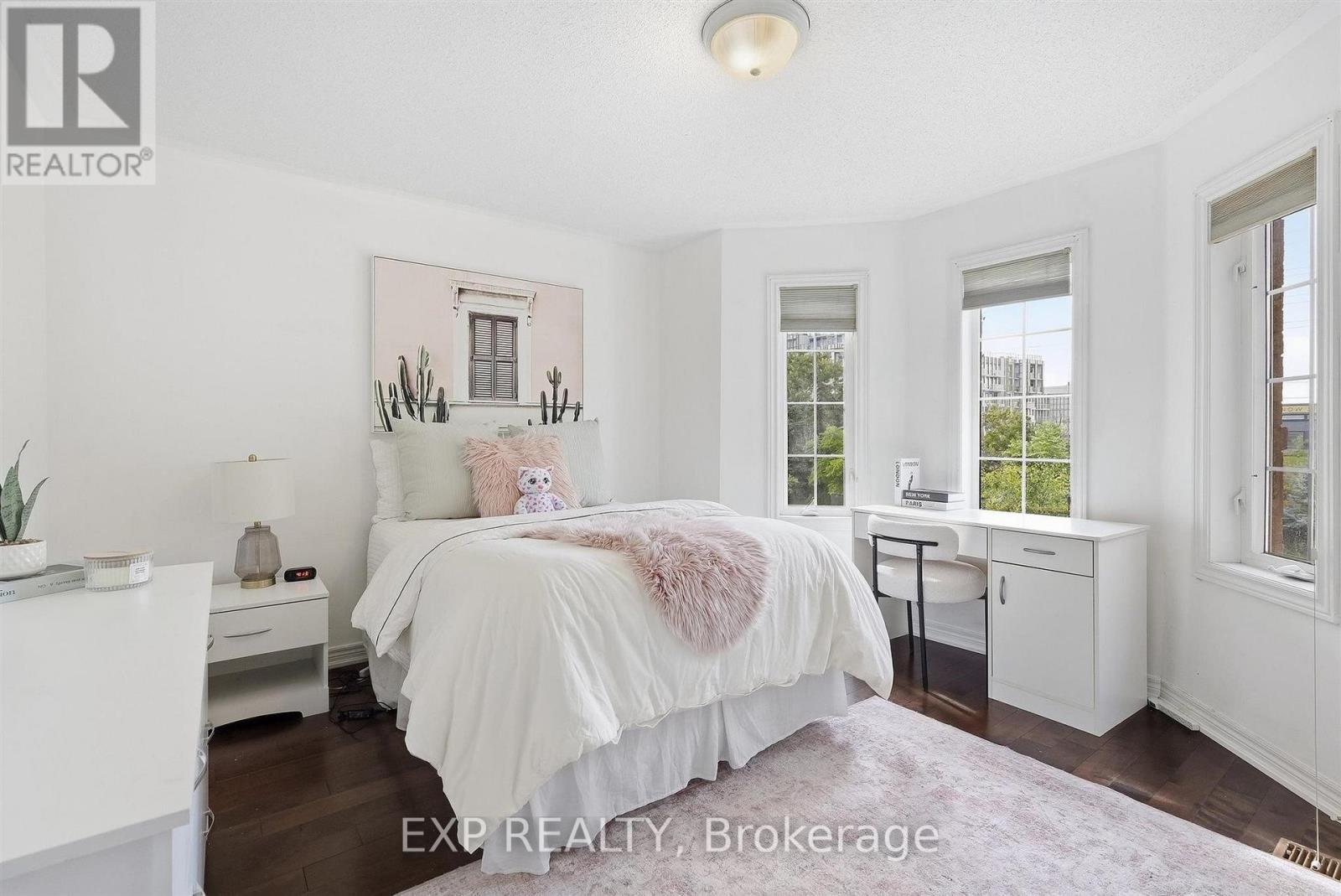 1046 Agram Drive, Oakville, Ontario  L6H 7L6 - Photo 36 - W13825488
