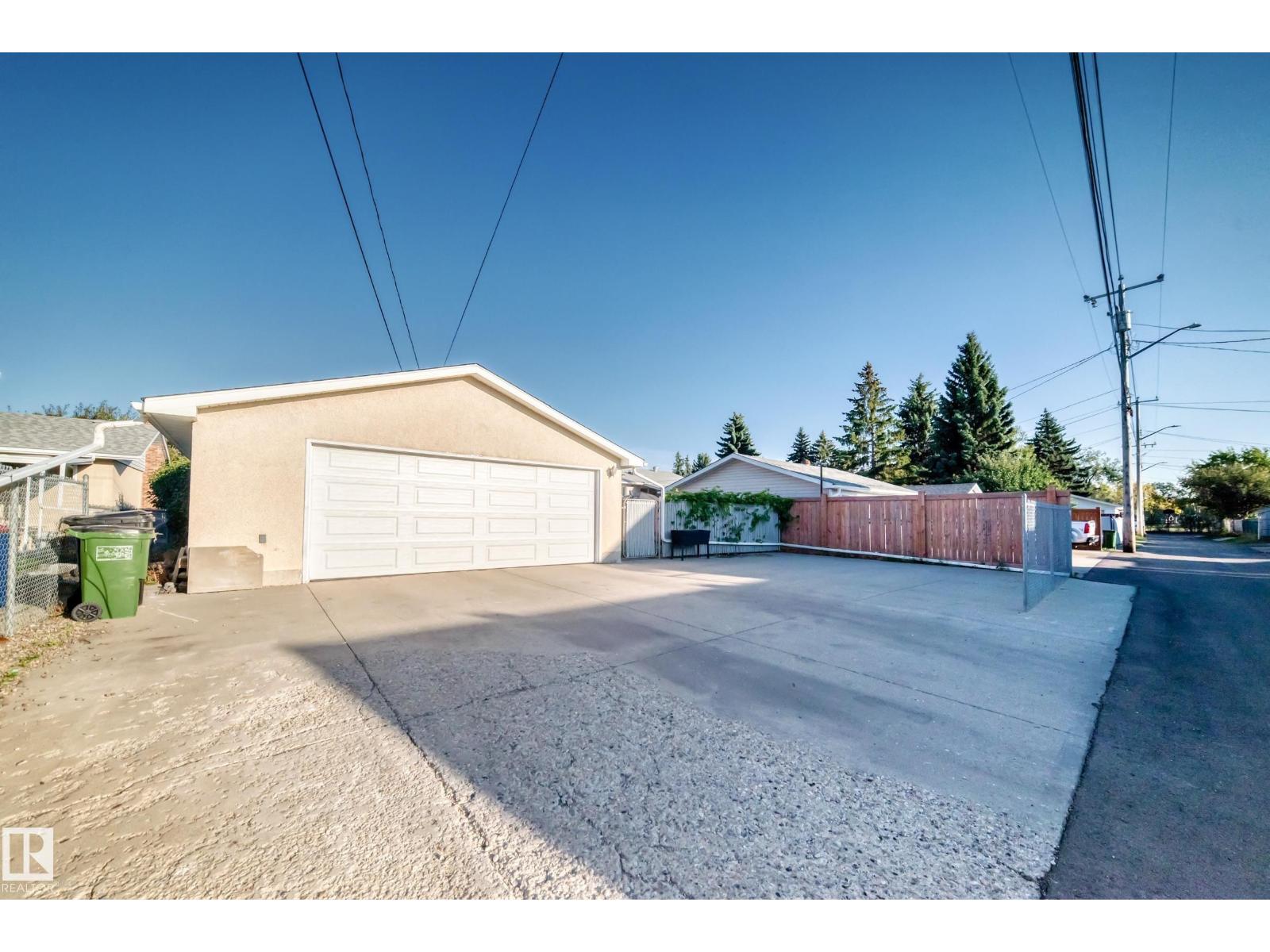 9828 164 St Nw, Edmonton, Alberta  T5P 3P9 - Photo 44 - E4510035