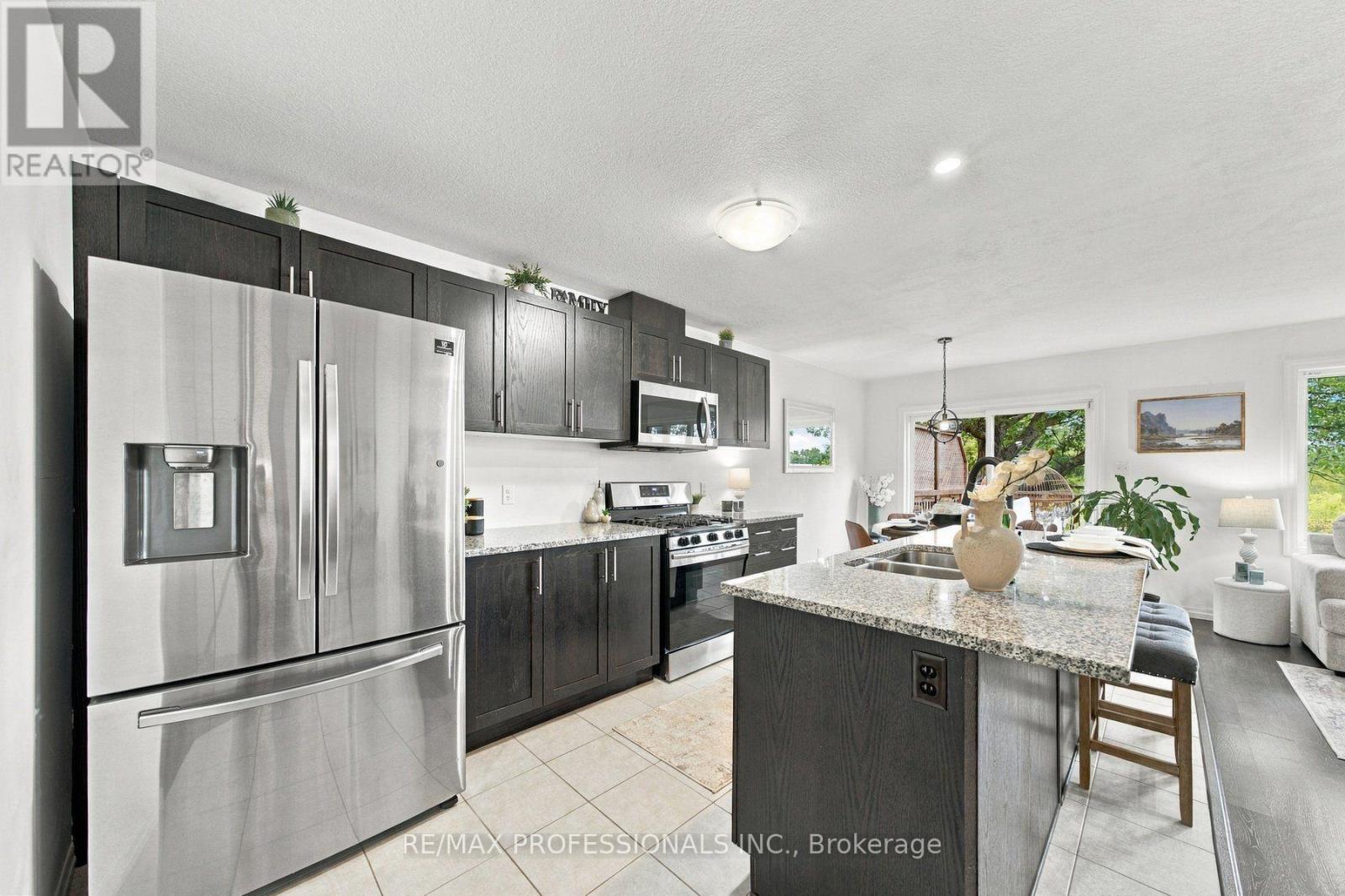 31 - 135 Hardcastle Drive, Cambridge, Ontario  N1S 0B6 - Photo 6 - X13825220
