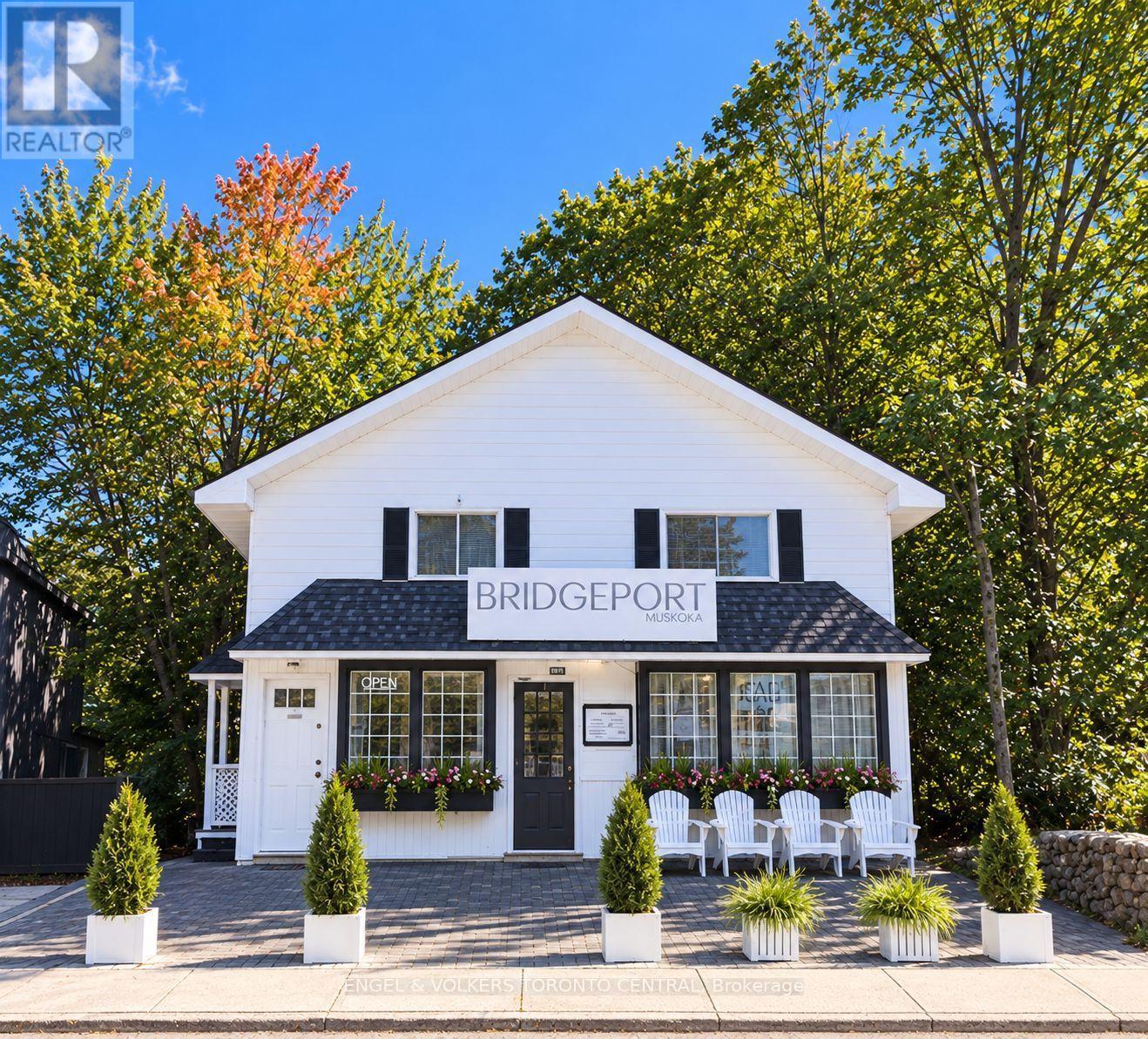 96 JOSEPH STREET, Muskoka Lakes, Ontario