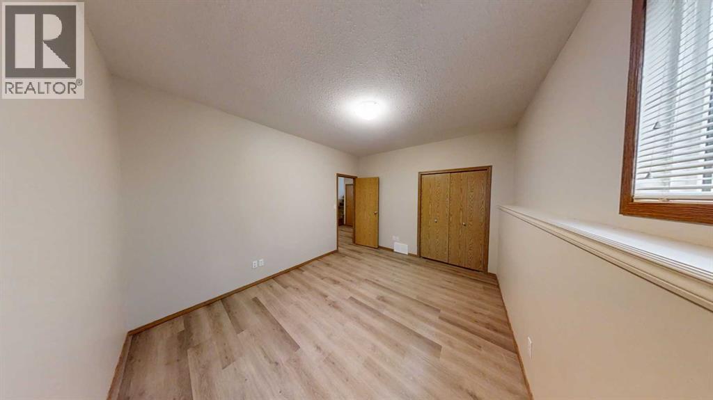 B, 9901 109 Avenue