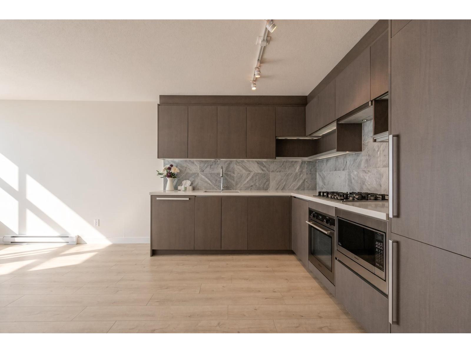 707 13750 100 Avenue, Surrey, British Columbia  V3T 0L3 - Photo 9 - R3169353