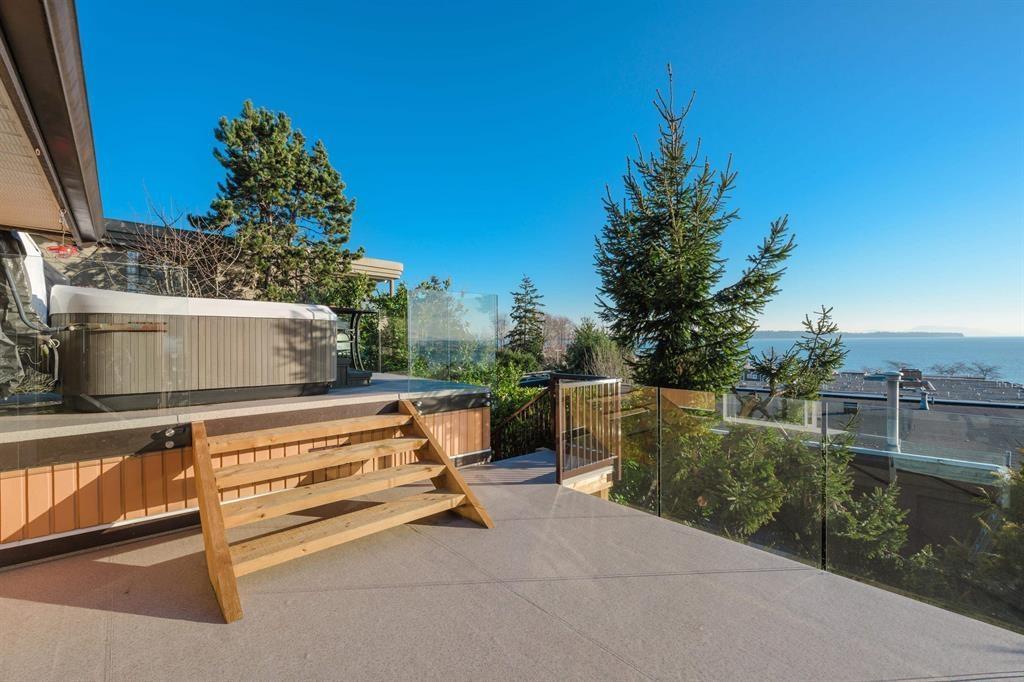 14810 Prospect Avenue, White Rock, British Columbia  V4B 2B1 - Photo 17 - R3134675