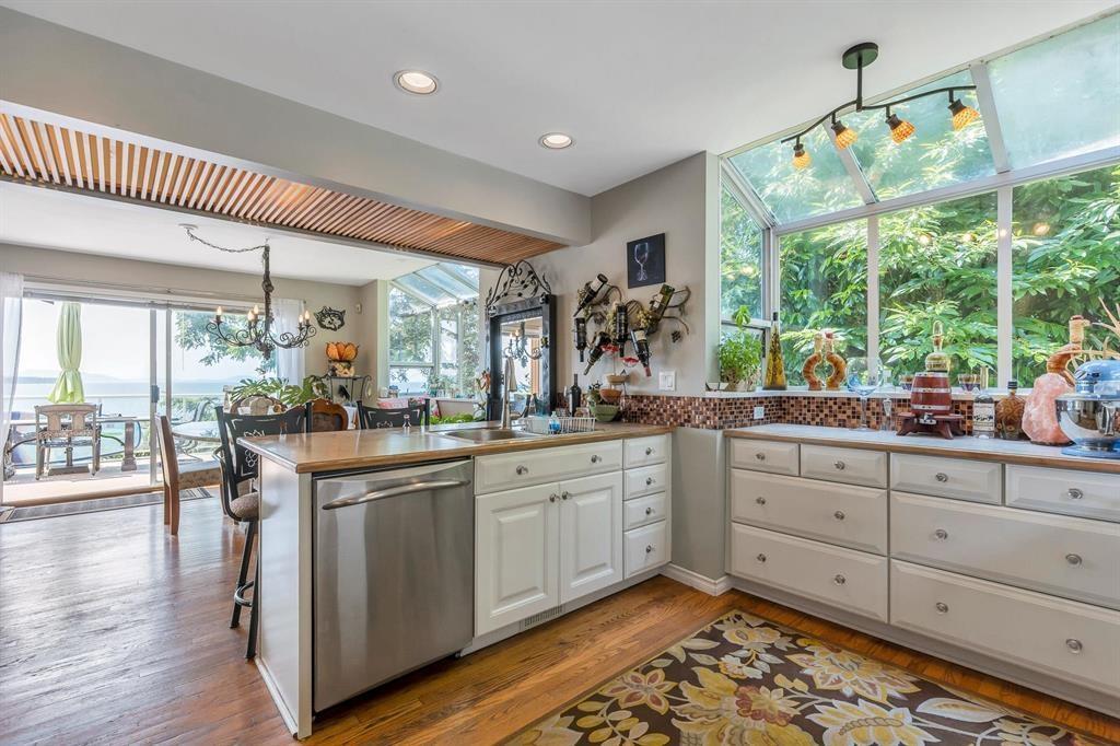 14810 Prospect Avenue, White Rock, British Columbia  V4B 2B1 - Photo 9 - R3134675