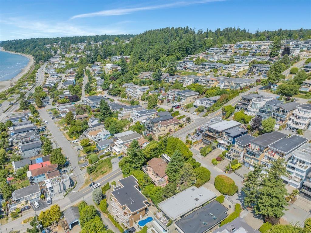 14810 Prospect Avenue, White Rock, British Columbia  V4B 2B1 - Photo 30 - R3134675
