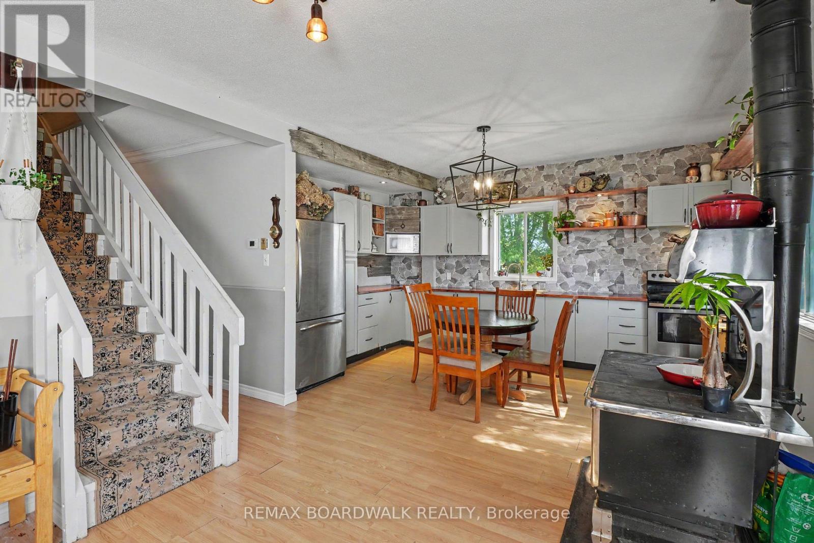 1853 County Rd 8, The Nation, Ontario  K0A 1M0 - Photo 3 - X13825542