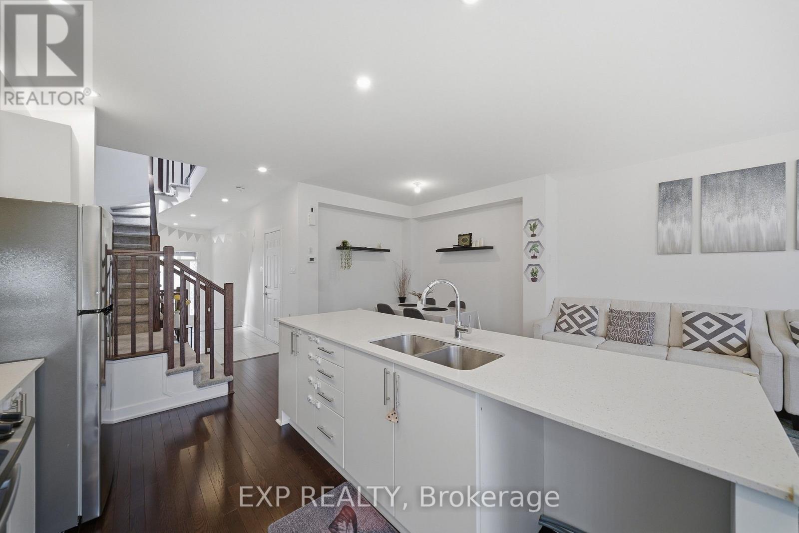 57 Robusta Lane, Ottawa, Ontario  K2J 6Y7 - Photo 10 - X13825546