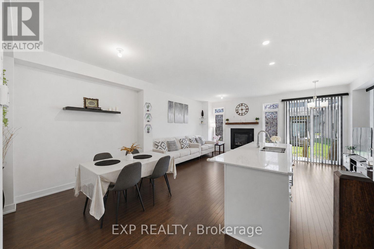 57 Robusta Lane, Ottawa, Ontario  K2J 6Y7 - Photo 4 - X13825546