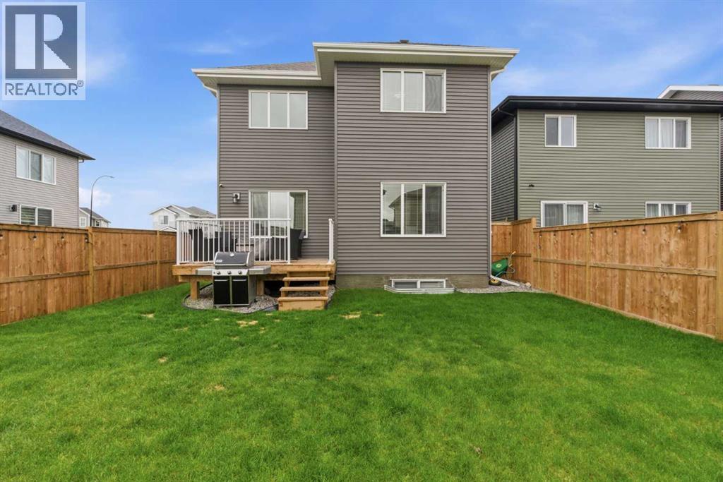 90 Saddlebred Place, Cochrane, Alberta  T4C 3E6 - Photo 36 - A2344625