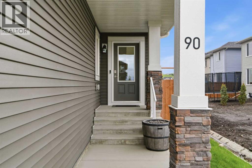 90 Saddlebred Place, Cochrane, Alberta  T4C 3E6 - Photo 38 - A2344625
