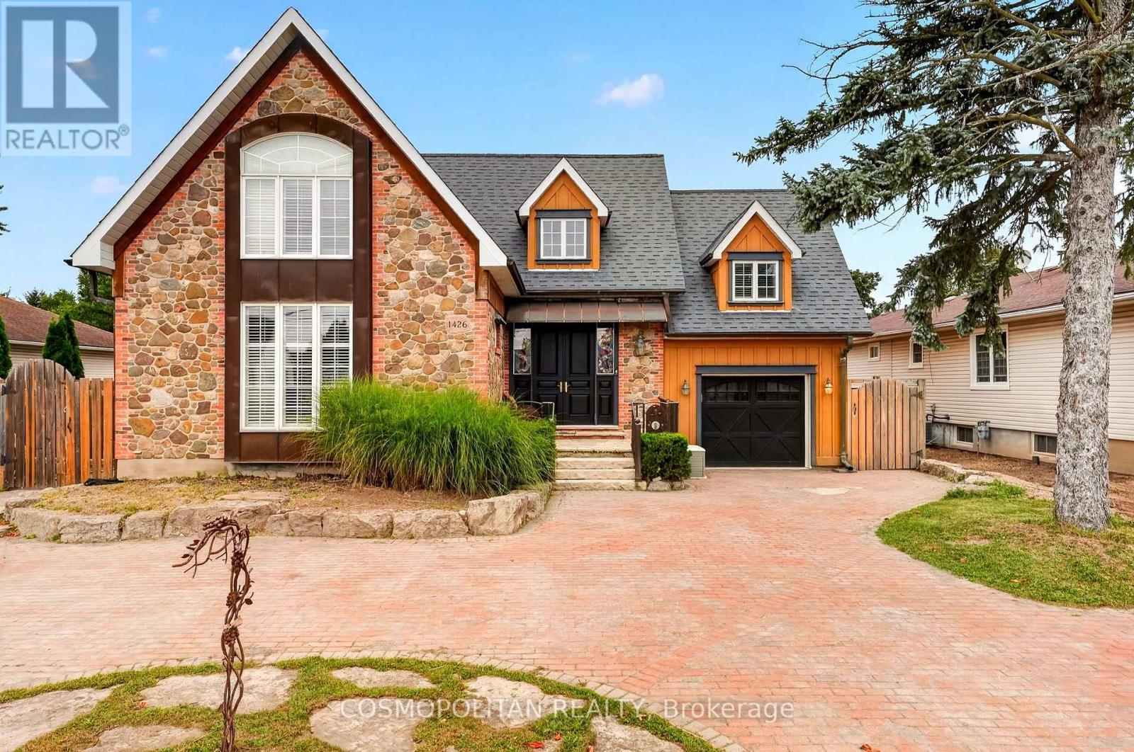 1426 Niagara Stone Road, Niagara-On-The-Lake (Virgil), Ontario L0S 1T0 - Photo 2 - X13825540