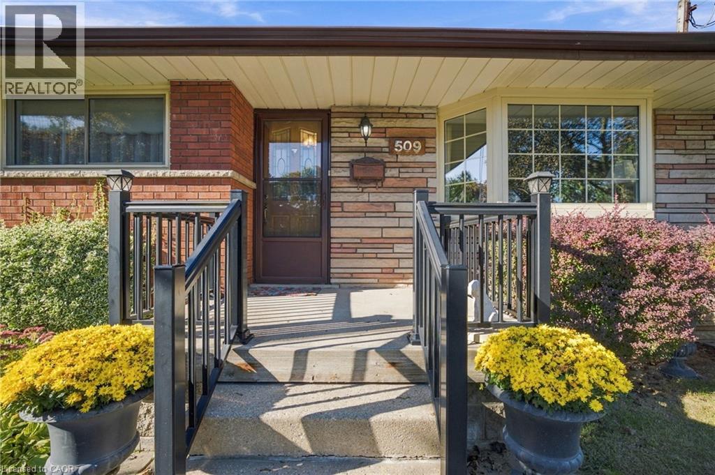 509 Walnut Crescent, Burlington, Ontario  L7N 2V9 - Photo 6 - 40865387