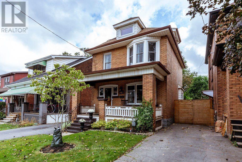243 GROSVENOR AVENUE S, Hamilton, Ontario