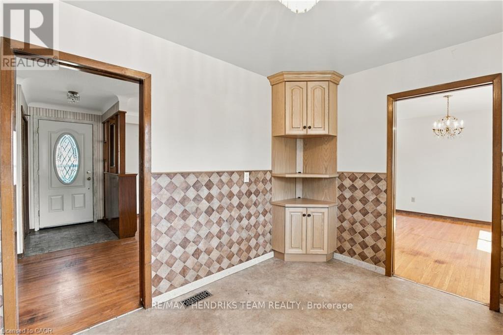 8 Empress Court, St. Catharines, Ontario  L2N 3G8 - Photo 15 - X13824428