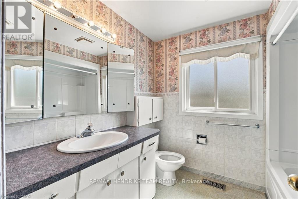 8 Empress Court, St. Catharines, Ontario  L2N 3G8 - Photo 21 - X13824428