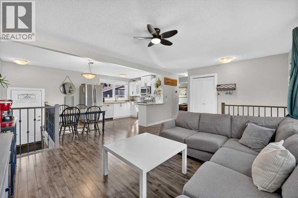 6019 Penworth Road SE, Calgary, Alberta  T2A 4E9 - Photo 8 - A2347759