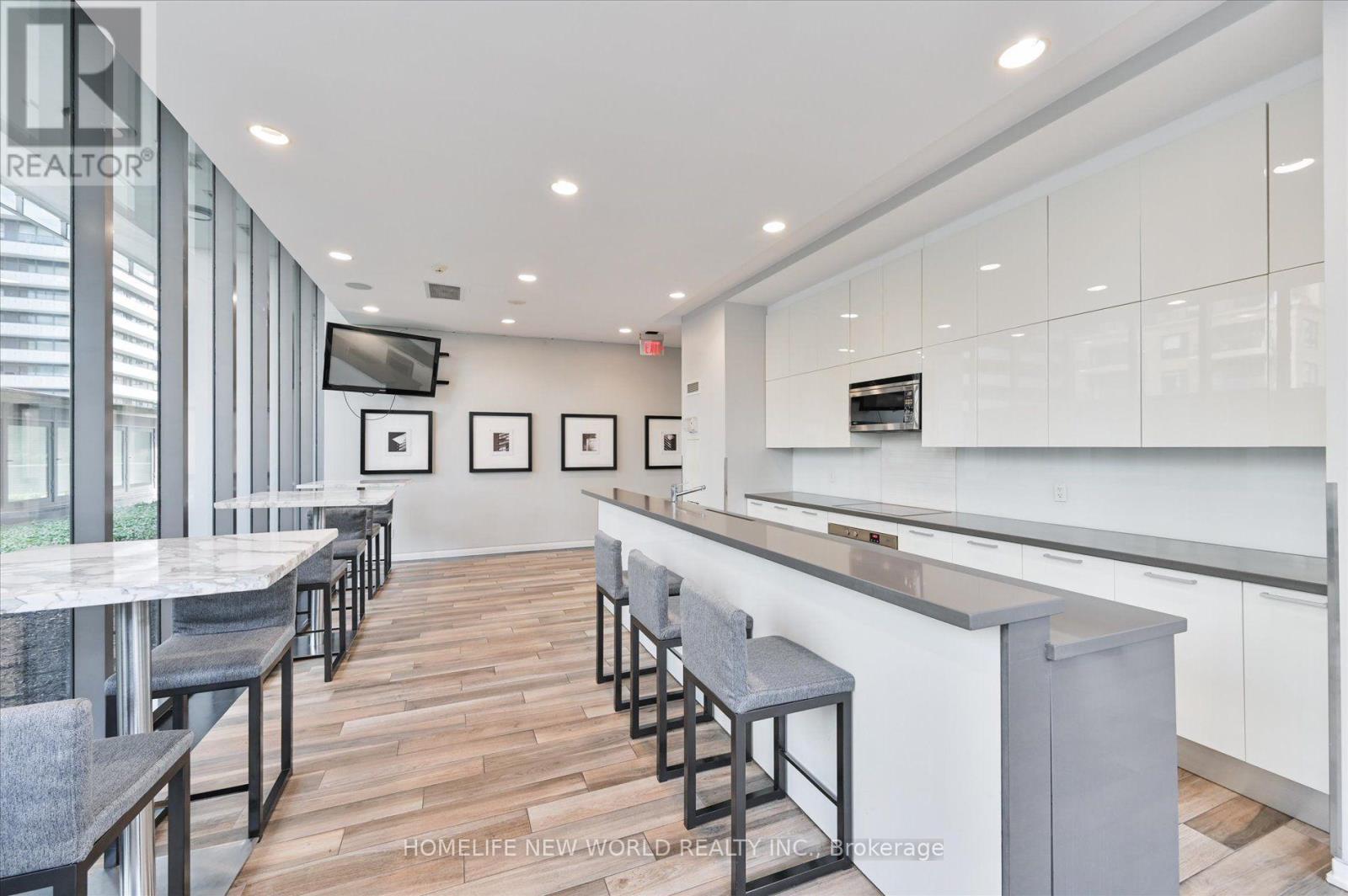 1704 - 33 Charles Street E, Toronto, Ontario  M4Y 1R9 - Photo 23 - C13825534