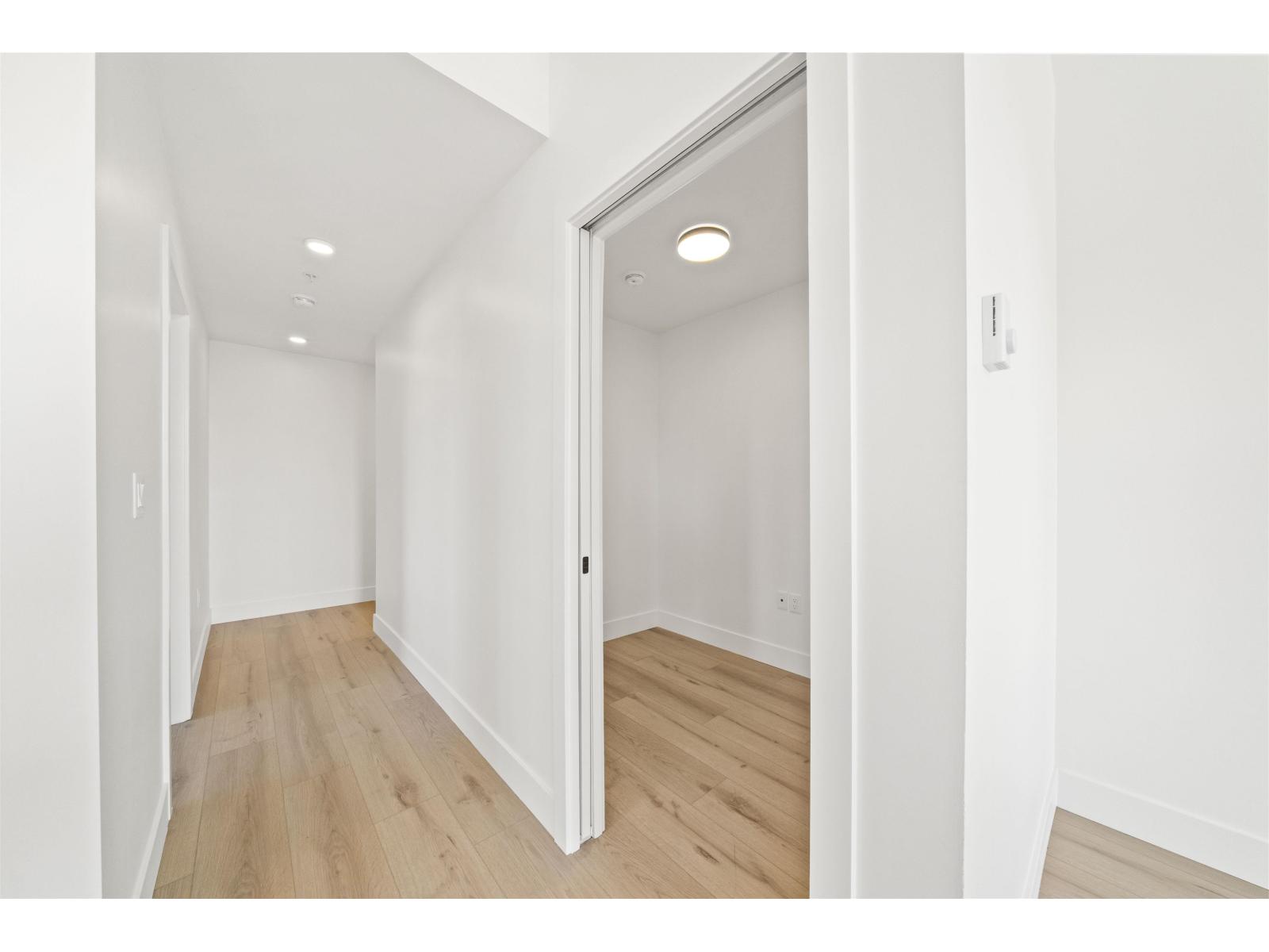 202 20769 Fraser Highway, Langley, British Columbia  V3A 4G4 - Photo 21 - R3168827