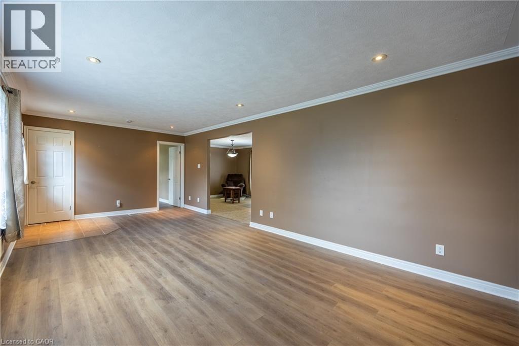 14 Carrick Street, Hagersville, Ontario  N0A 1H0 - Photo 3 - 40865339