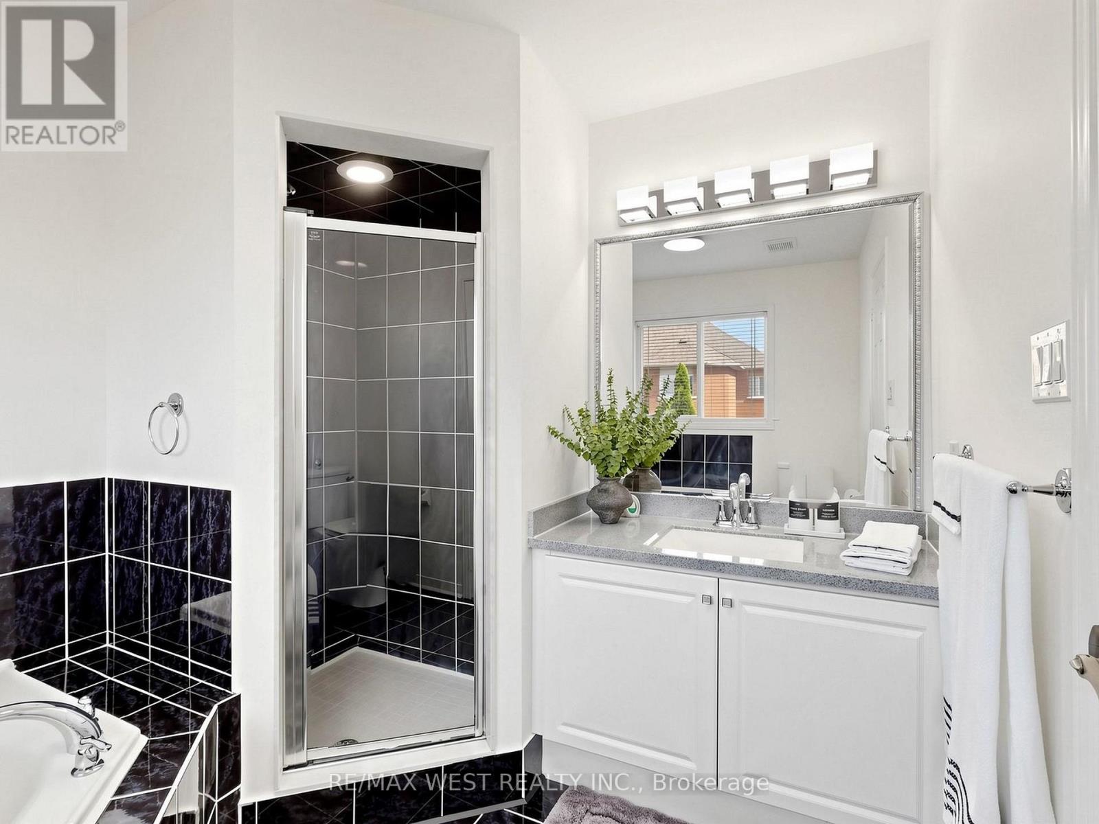63 Echo Ridge Crescent, Vaughan, Ontario  L4H 2K1 - Photo 26 - N13825618