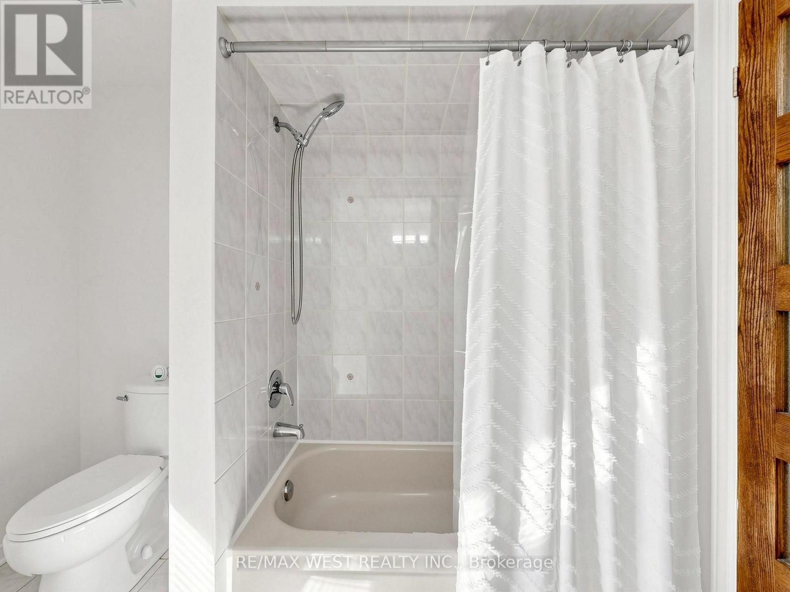 63 Echo Ridge Crescent, Vaughan, Ontario  L4H 2K1 - Photo 35 - N13825618