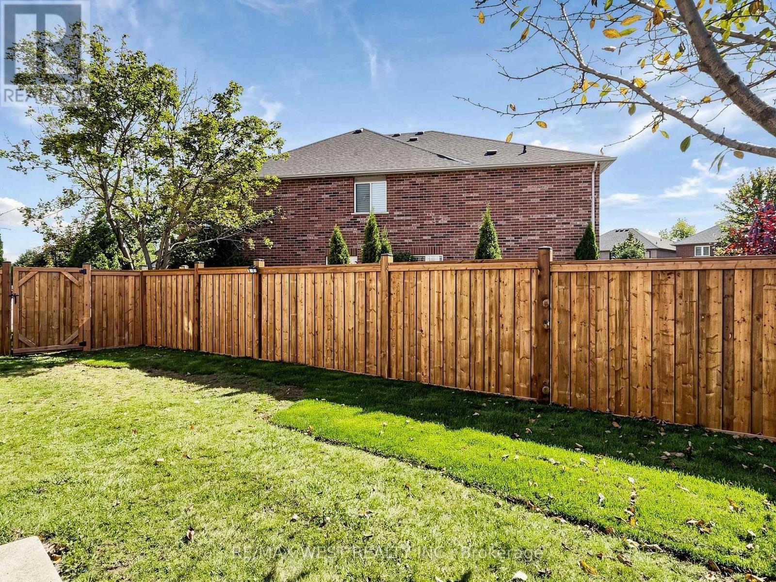 63 Echo Ridge Crescent, Vaughan, Ontario  L4H 2K1 - Photo 48 - N13825618