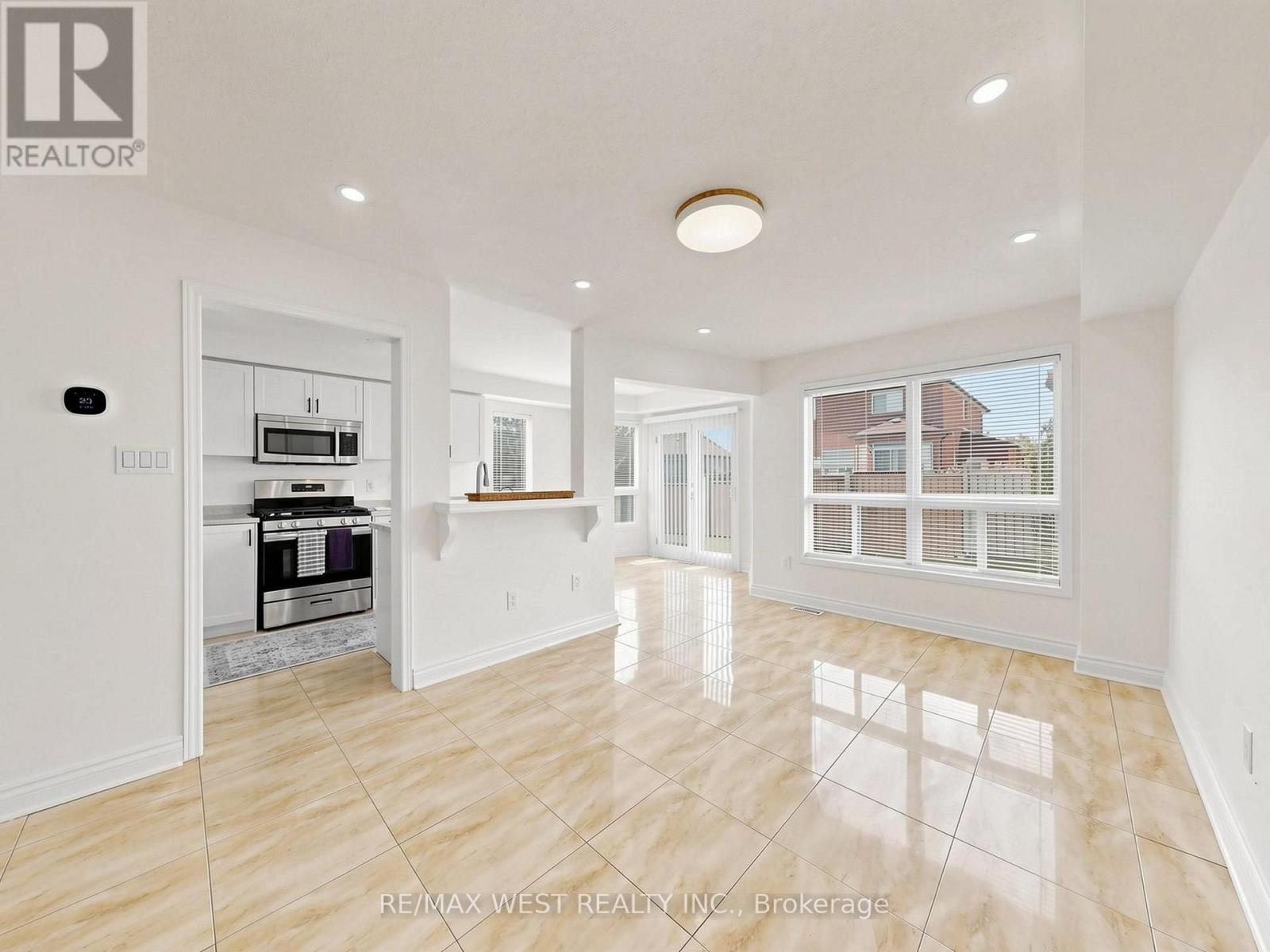 63 Echo Ridge Crescent, Vaughan, Ontario  L4H 2K1 - Photo 8 - N13825618