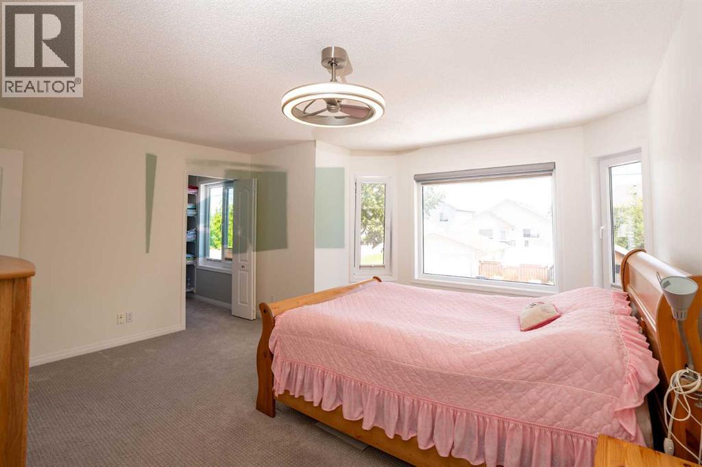 270 Somerside Park Sw, Calgary, Alberta  T2Y 3G5 - Photo 33 - A2345784
