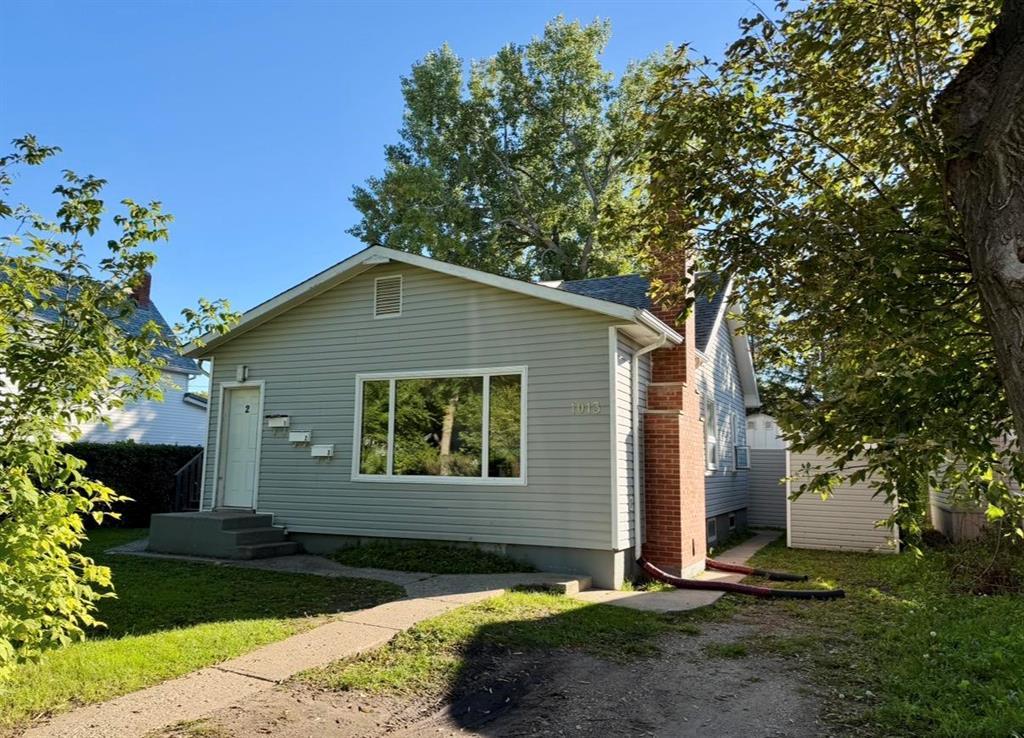1013 12th Street, Brandon, Manitoba  R7A 4N7 - Photo 0 - 202624073