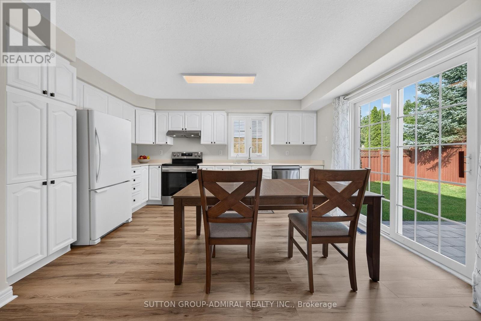 34 Balmoral Place, Barrie, Ontario  L4N 0Y9 - Photo 14 - S13825572