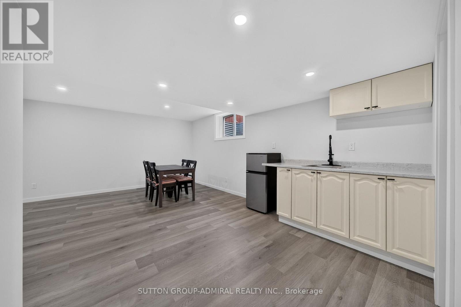 34 Balmoral Place, Barrie, Ontario  L4N 0Y9 - Photo 29 - S13825572