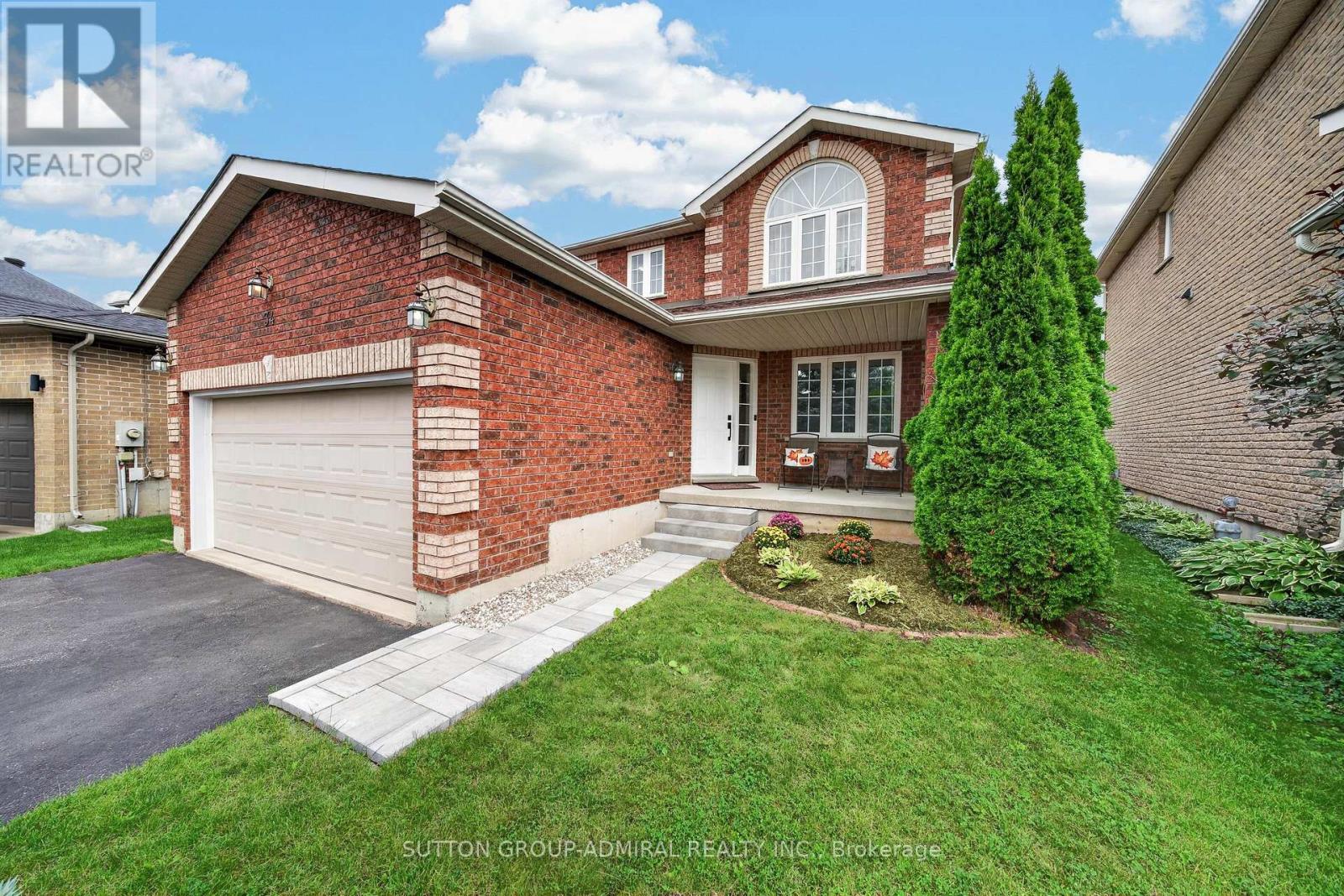 34 Balmoral Place, Barrie, Ontario  L4N 0Y9 - Photo 4 - S13825572
