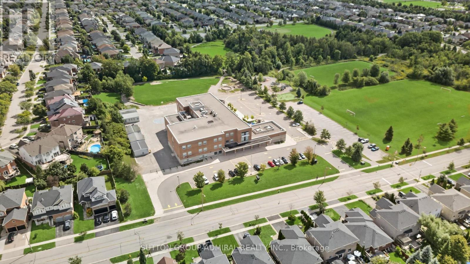 34 Balmoral Place, Barrie, Ontario  L4N 0Y9 - Photo 46 - S13825572