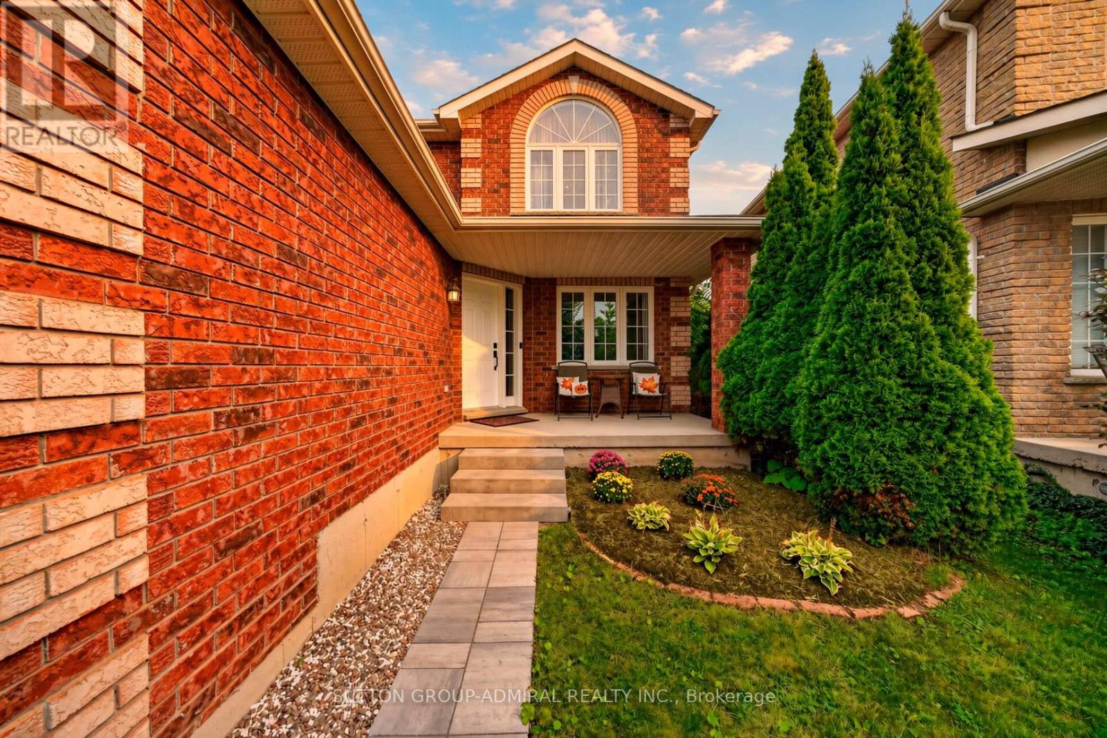 34 Balmoral Place, Barrie, Ontario  L4N 0Y9 - Photo 5 - S13825572