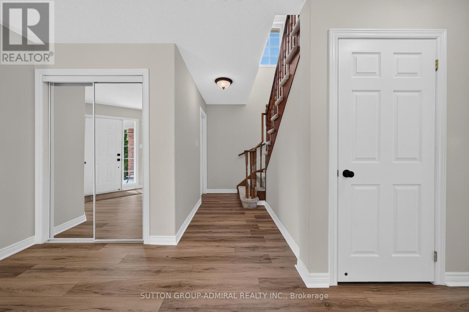 34 Balmoral Place, Barrie, Ontario  L4N 0Y9 - Photo 8 - S13825572
