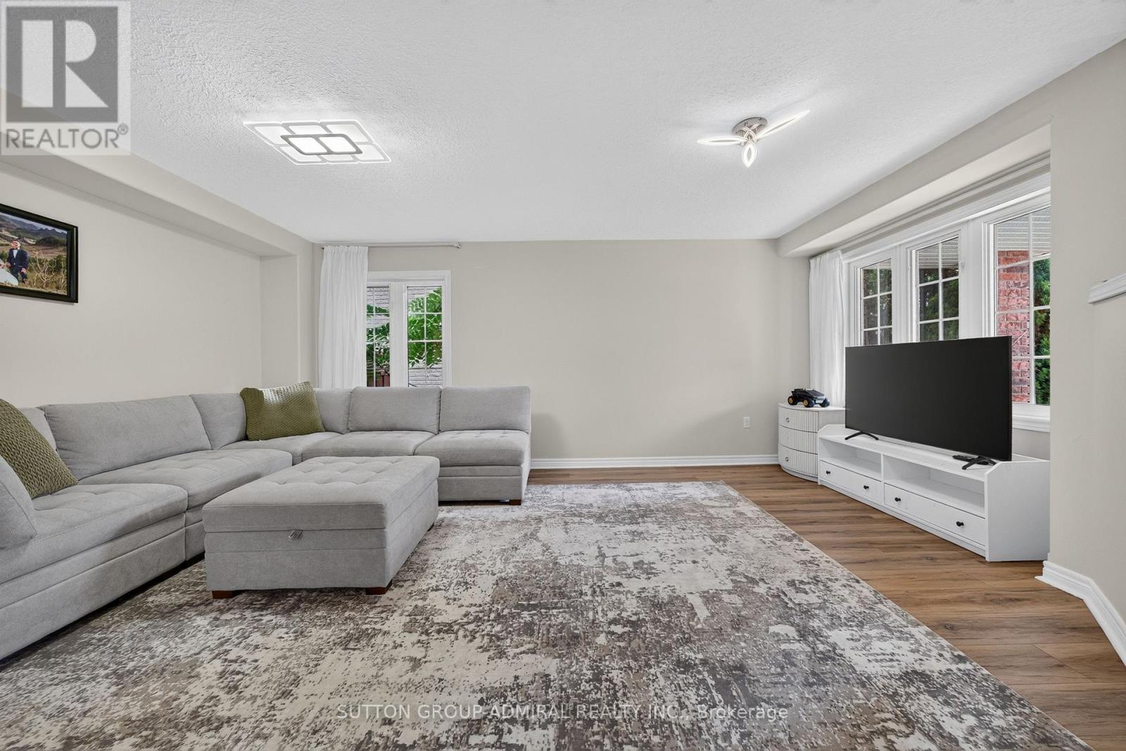 34 Balmoral Place, Barrie, Ontario  L4N 0Y9 - Photo 9 - S13825572