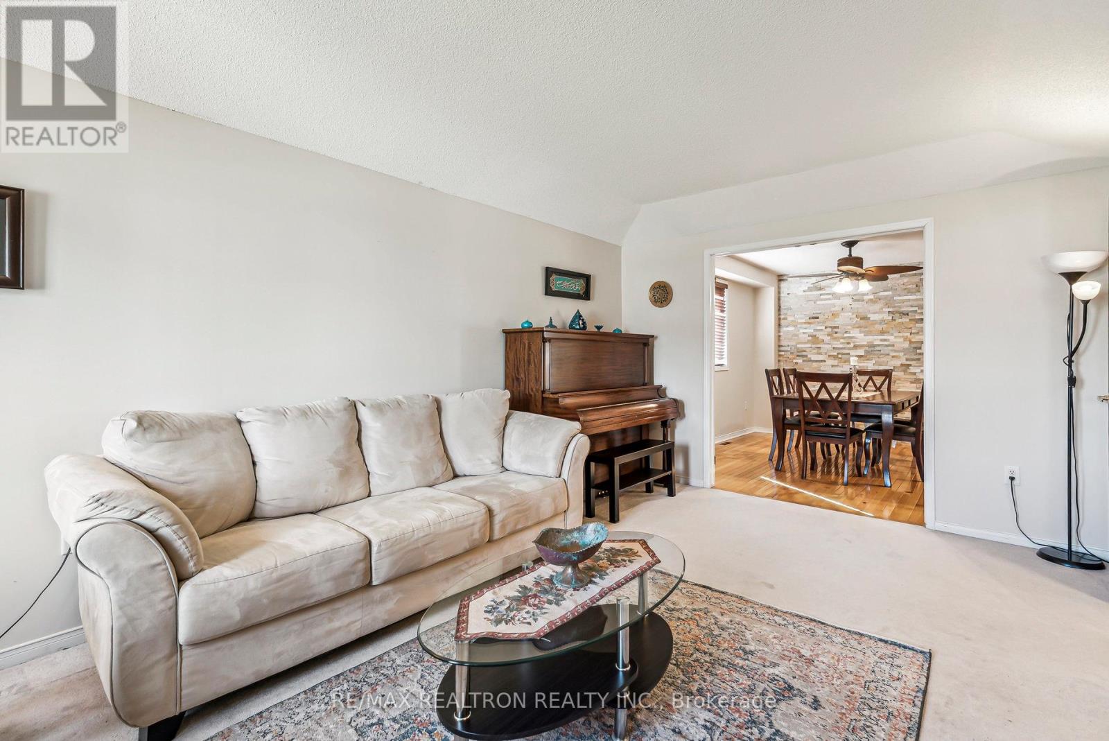 50 Holly Meadow Road, Barrie, Ontario  L4N 0E3 - Photo 12 - S13825604