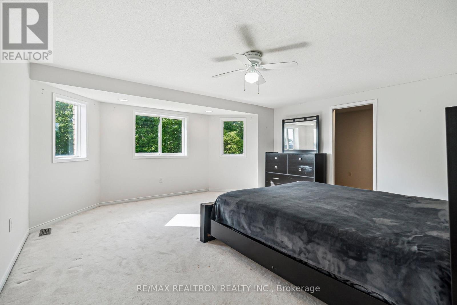 50 Holly Meadow Road, Barrie, Ontario  L4N 0E3 - Photo 30 - S13825604