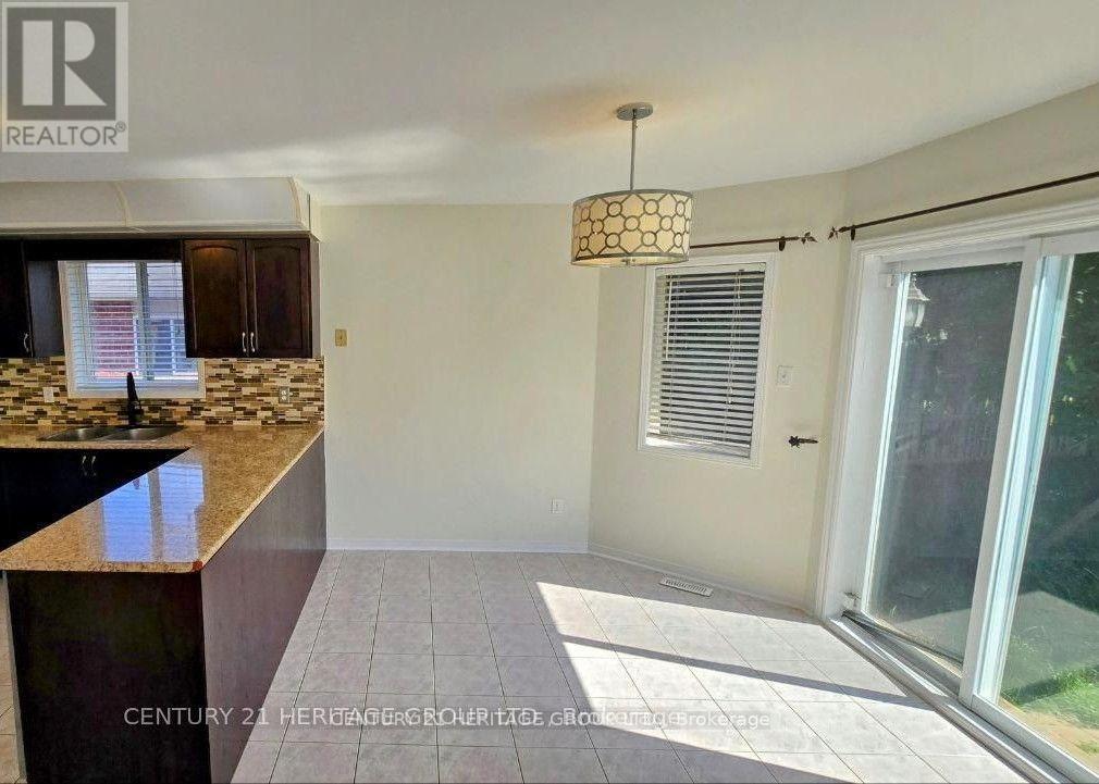 482 Ferndale Drive N, Barrie, Ontario L4N 0S1 - Photo 8 - S13765968