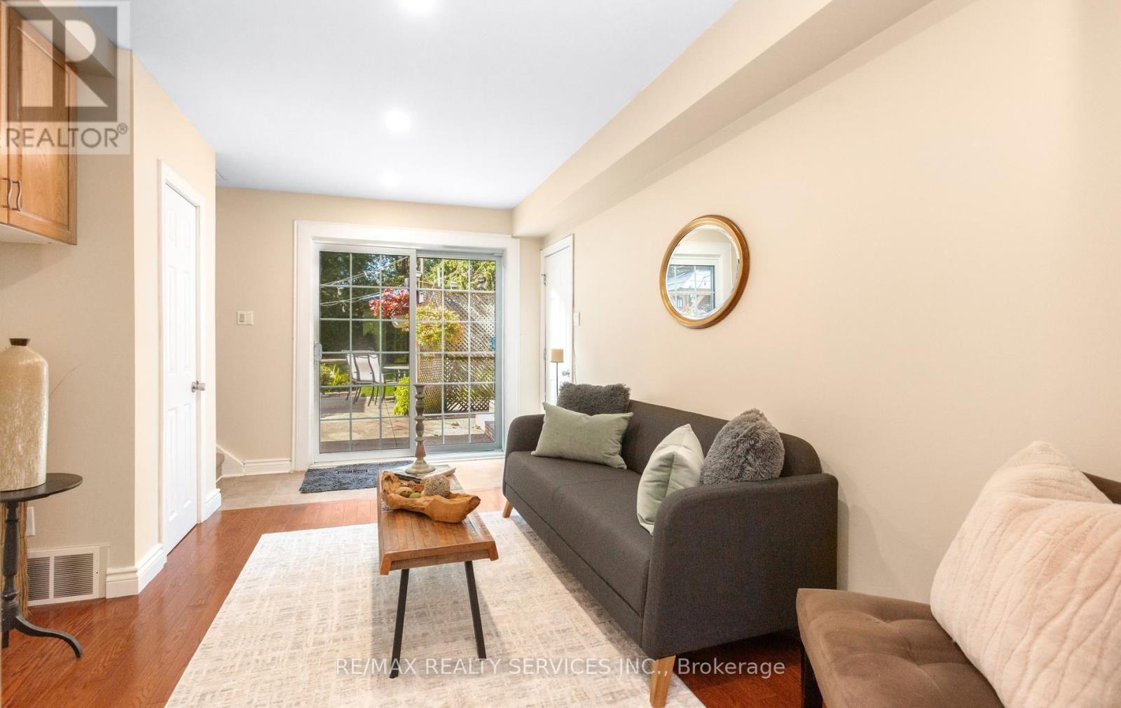 193 Elizabeth Street S, Brampton, Ontario  L6Y 1R9 - Photo 7 - W13741916