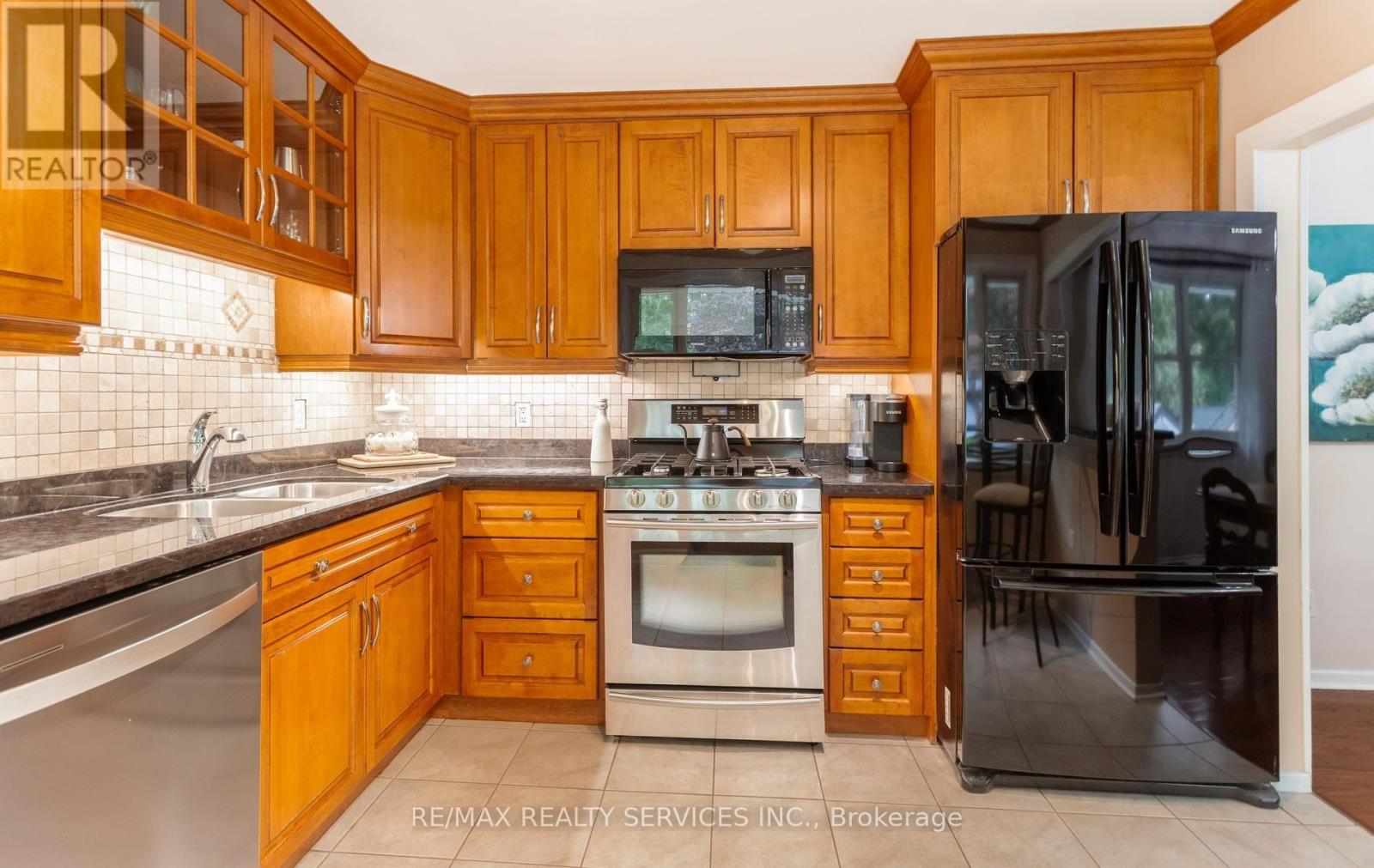 193 Elizabeth Street S, Brampton, Ontario  L6Y 1R9 - Photo 8 - W13741916