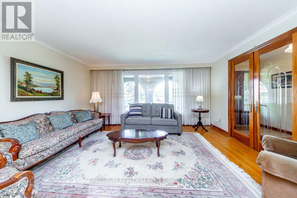 16 Burin Court, Toronto, Ontario  M9C 4Y3 - Photo 6 - W13825468