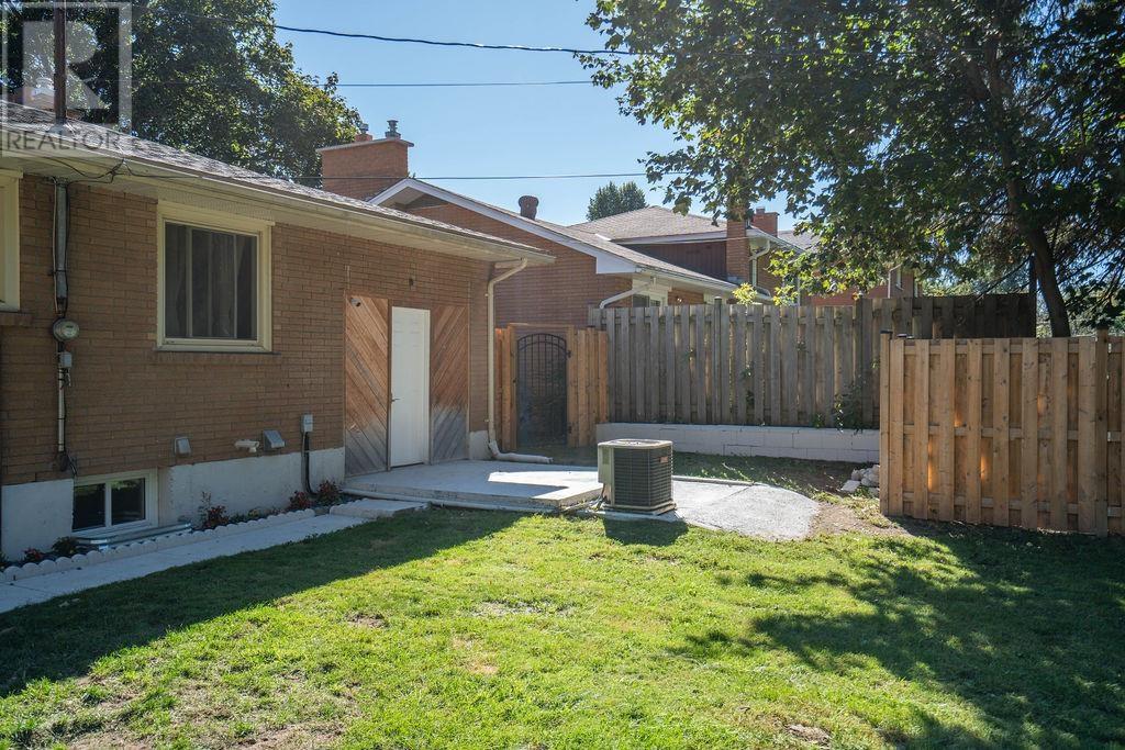 100 Parkdale Dr, Sault Ste. Marie, Ontario  P6A 4C8 - Photo 7 - SM262649
