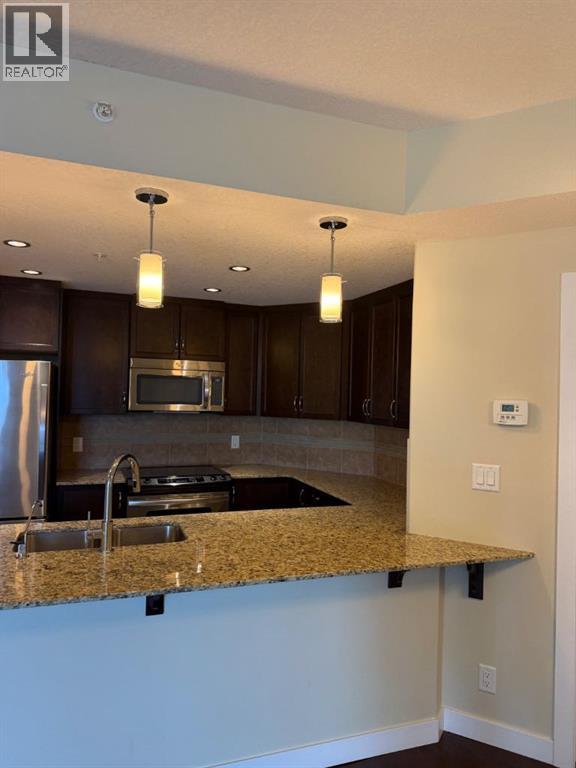 701, 16 Varsity Estates Circle NW, Calgary, Alberta