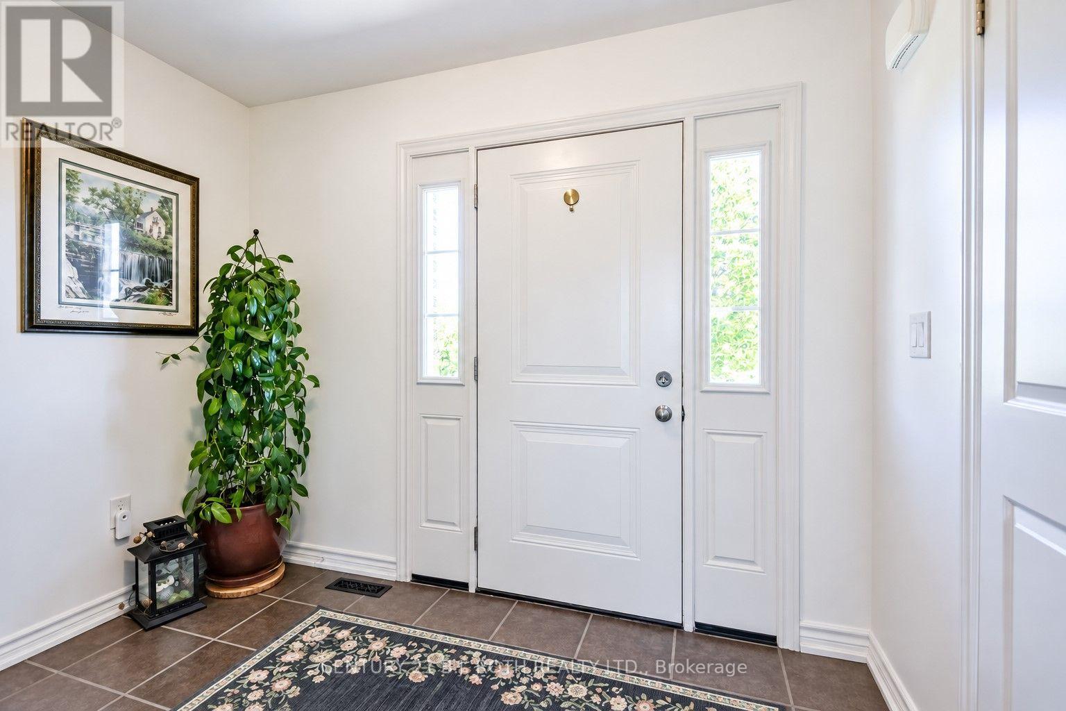 20 Keyzer Drive, Oro-Medonte, Ontario  L3V 8N7 - Photo 8 - S13825040